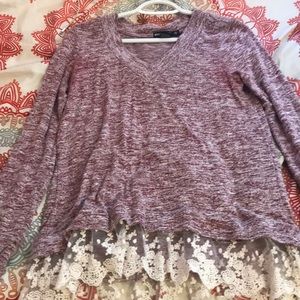 Adorable sweater, size small, perfect for fall